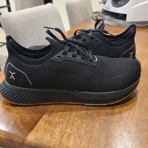 flux adapt runners trainers gym shoes